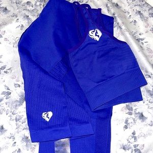 Set of leggings and sportsbra